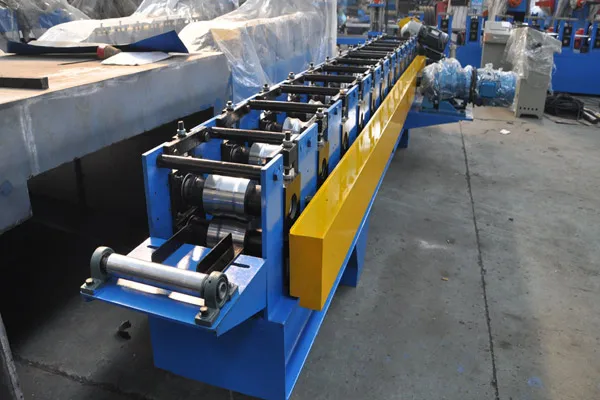 
galvanized metal steel sheet roller shutter door roll forming making machine equipment 
