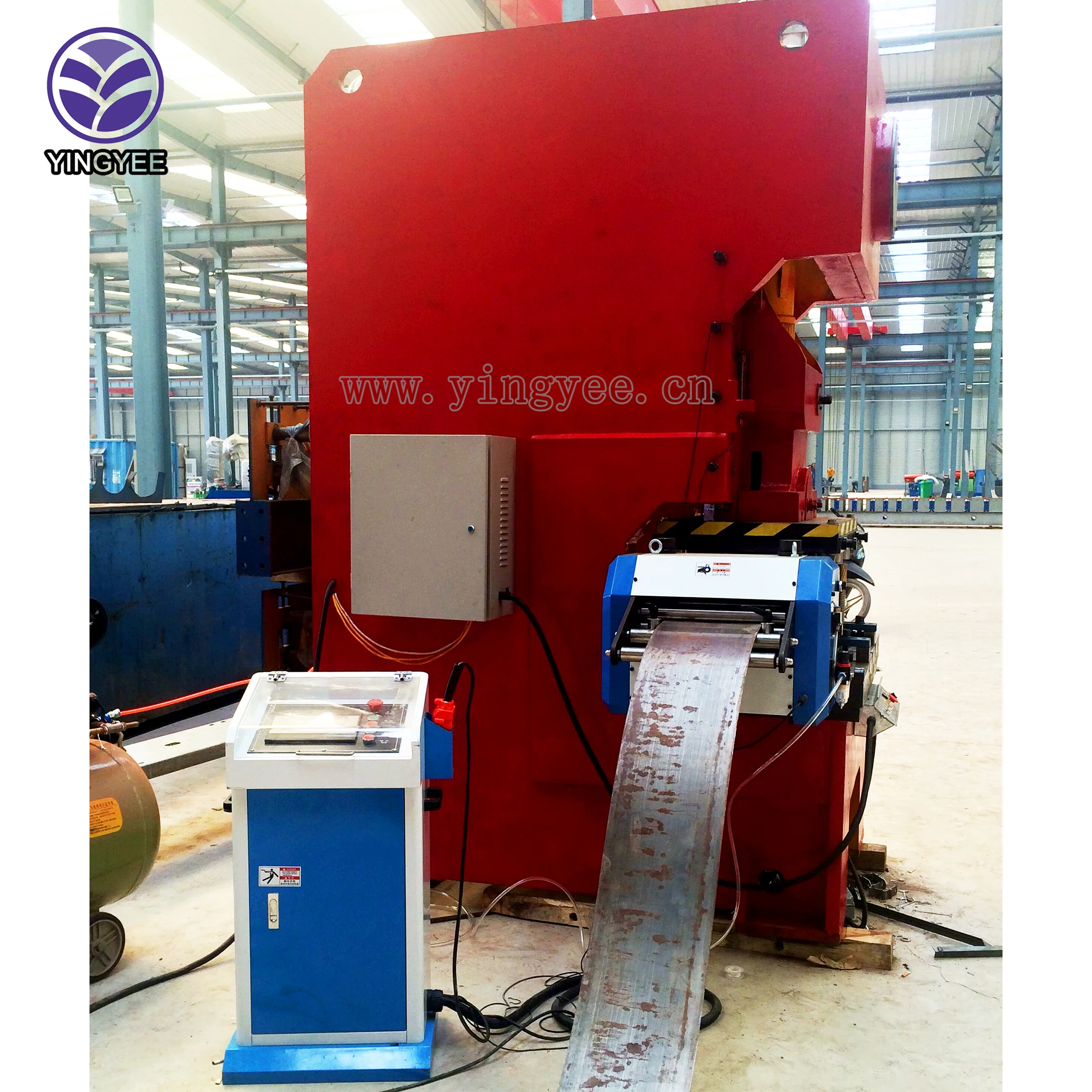 Construction Material Punching Machine High Efficiency Machinery for Material Processing