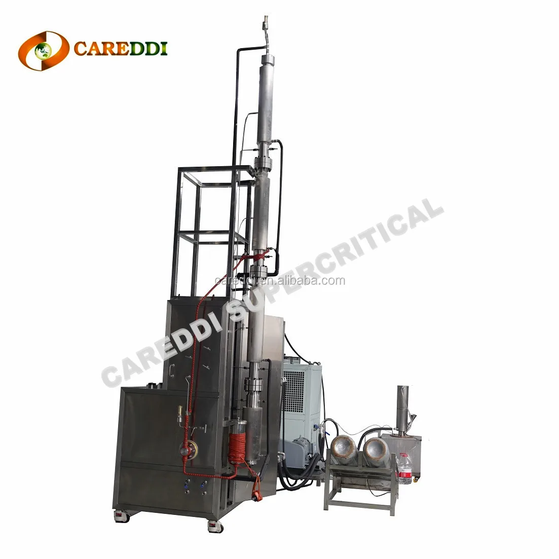 Многофункциональная Сверхкритическая машина для экстракции CO2 с фракционными колоннами дистилляции 1-4 и канистрой с холодным фильтром