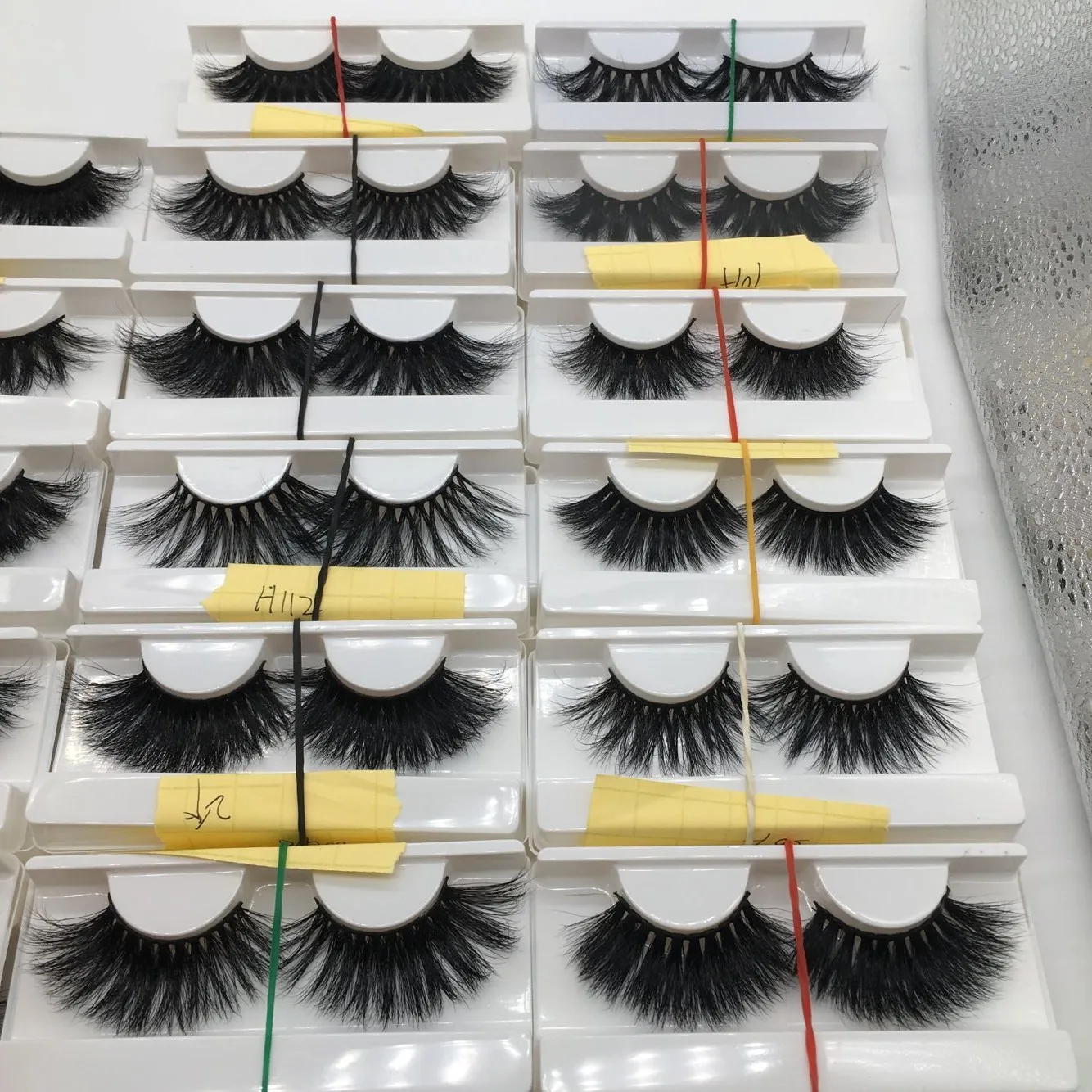 Manufacturer Vendors Supplies 25mm Mink eyelash vendor handmade 3d mink eyelashes D Curl with custom box your own brand