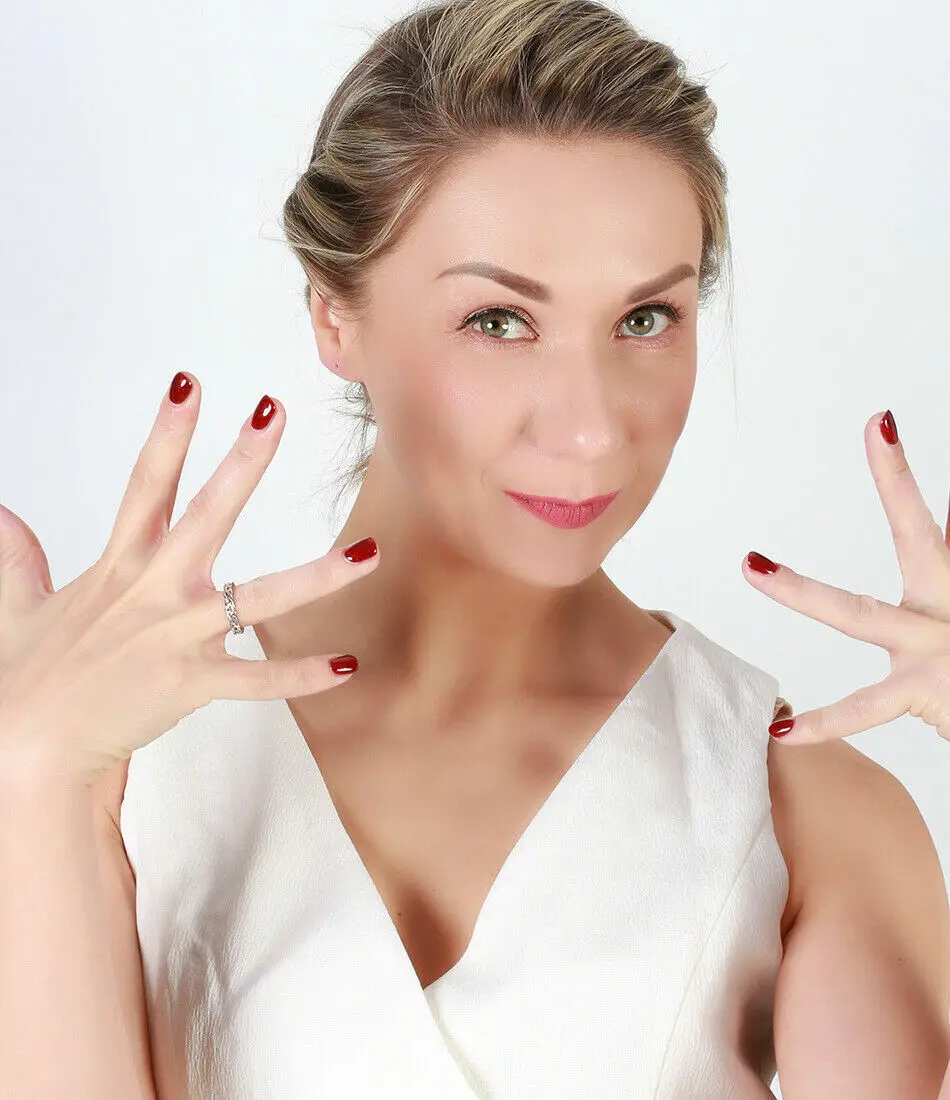 Best Selling Fine Jewellery Women Fashion Jewelry 925 Sterling Silver Plated Size 10 Cutout Ring Finger from India