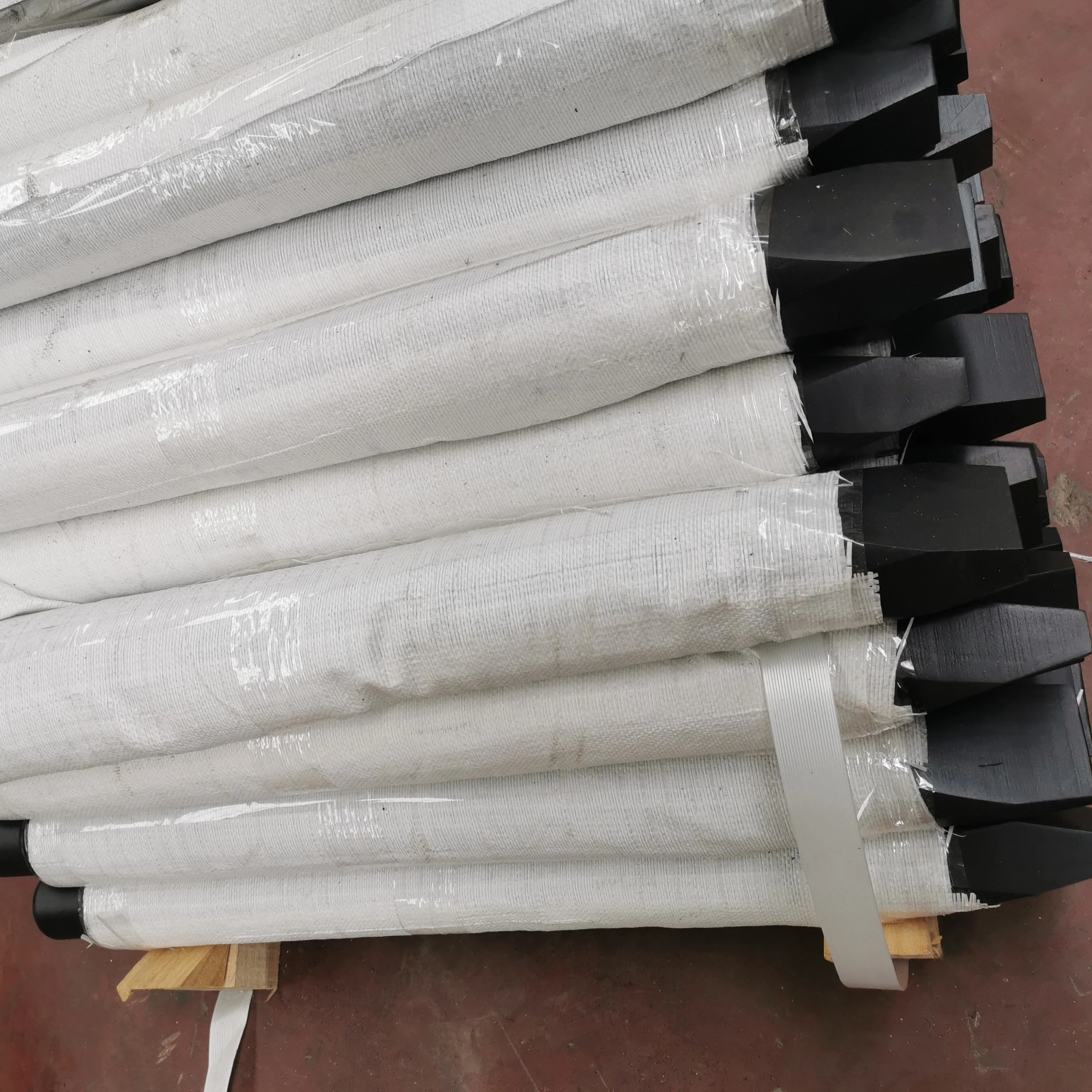 High Quality Raw Material Hydraulic Breaker Working Tool Rod Chisel Hydraulic breaker Parts