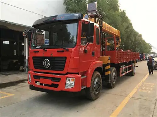 Грузовик Dongfeng с максимальной скоростью 90 км/ч подержанный кран большой