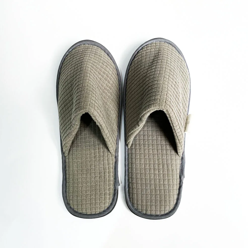 Hotel customized disposable slippers non-woven hotel slippers velvet coral velvet waffle hotel slippers