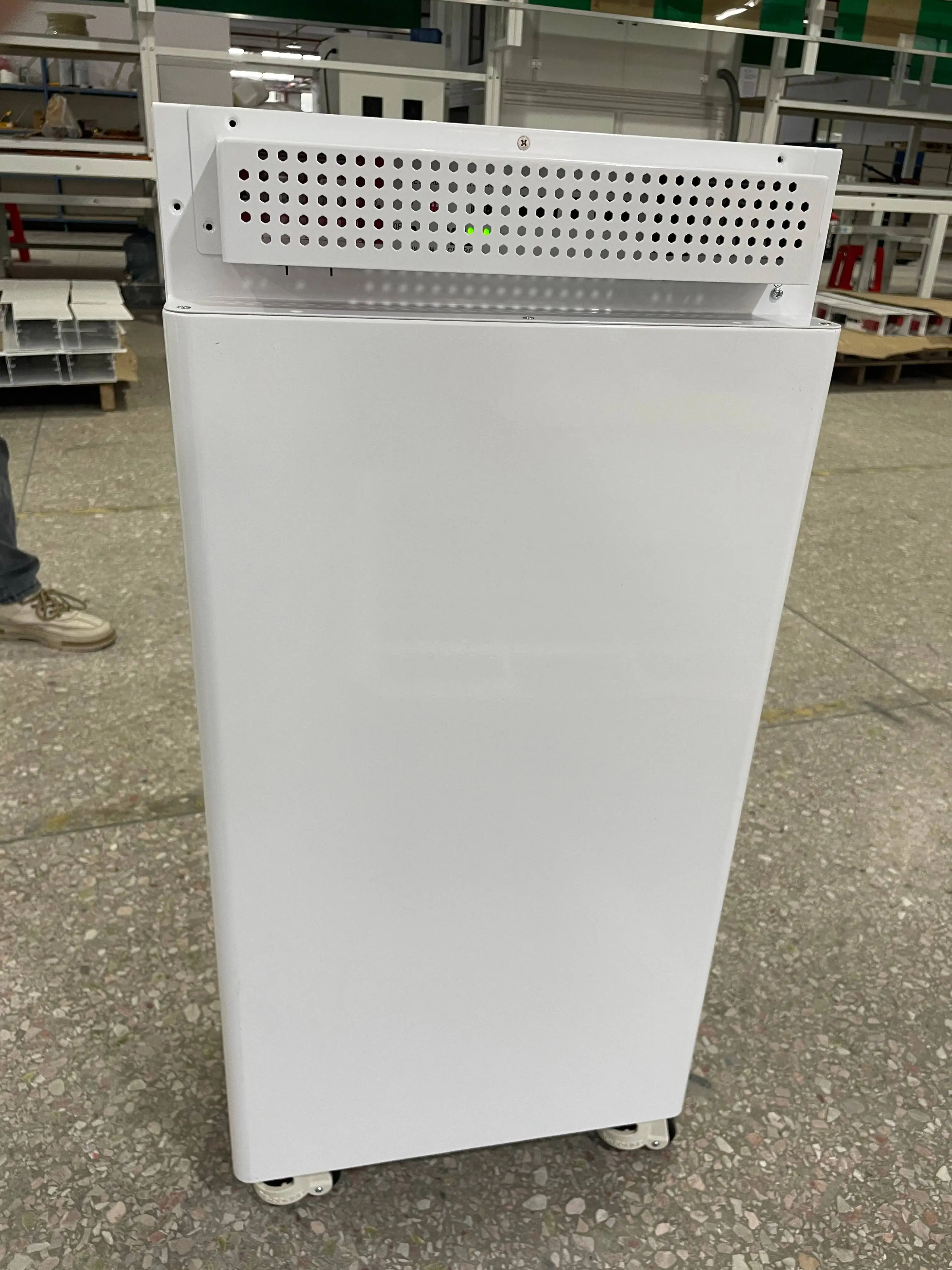 200AH 48V 51.2V 100AH Lifepo4 Battery 6000+ Cycles Energy Storage Wall-Mounted IP65 Solar Battery 10-15 Years Lifepo4 Battery