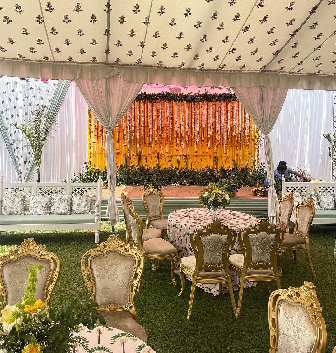 Event wedding banquet dining gold resin King louis chairs