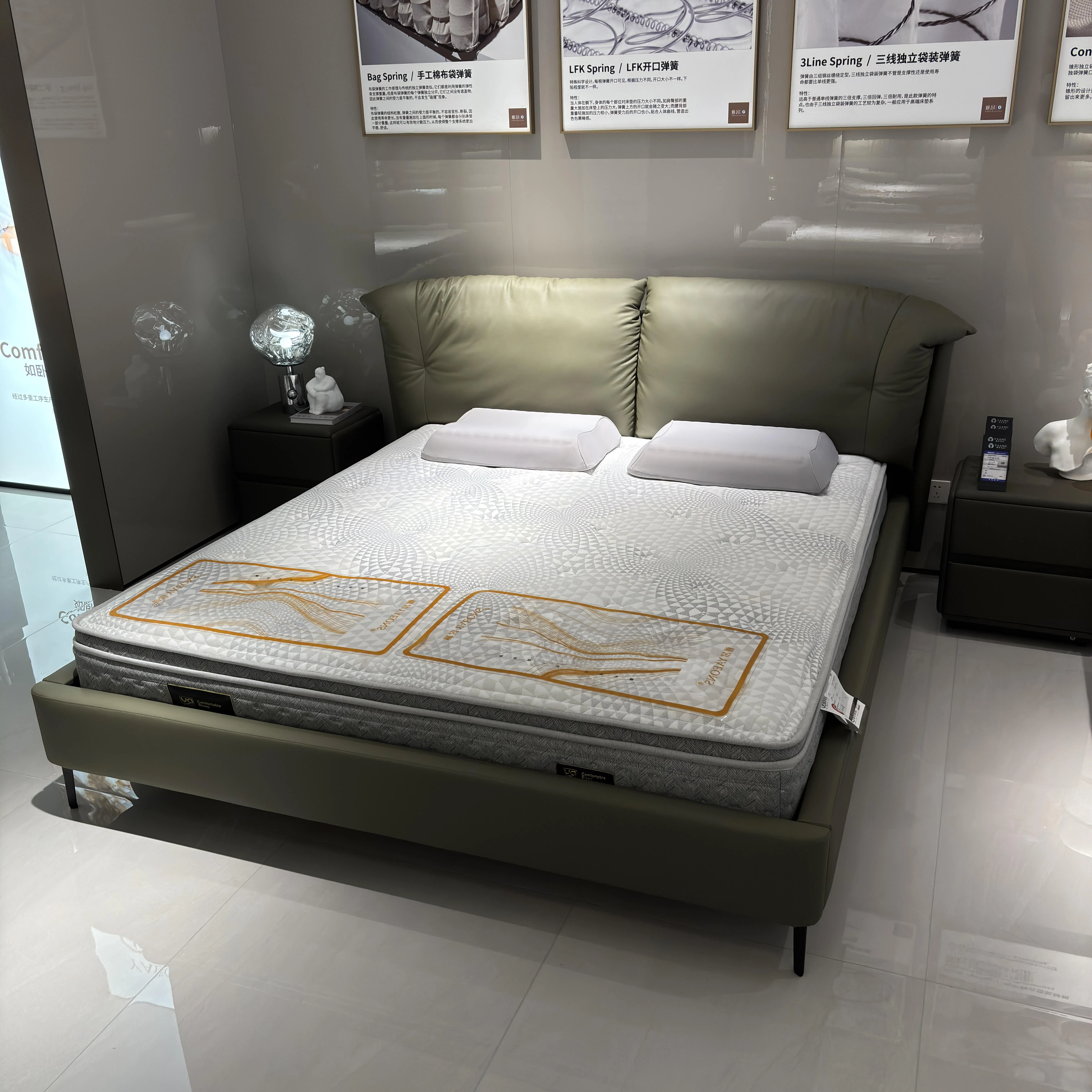 Modern Nordic Luxury King-Size Bed Frame Solid Wood Bedroom Furniture with Up-Holstered Leather Soft Bed Style Cama
