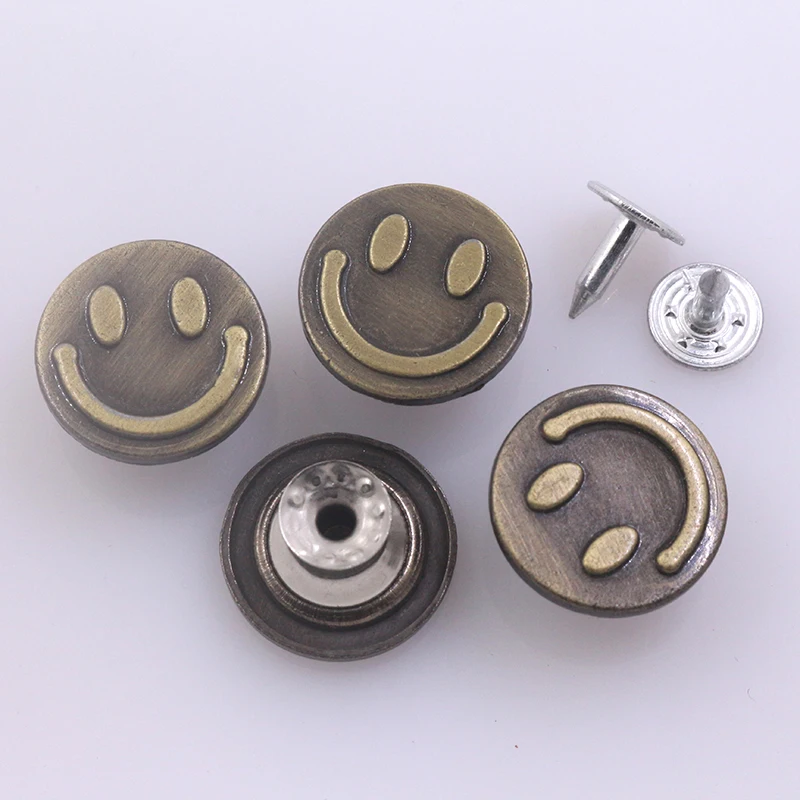 Заводская оптовая продажа, металлические пуговицы для джинсов 17 мм с рисунком счастливого лица на заказ