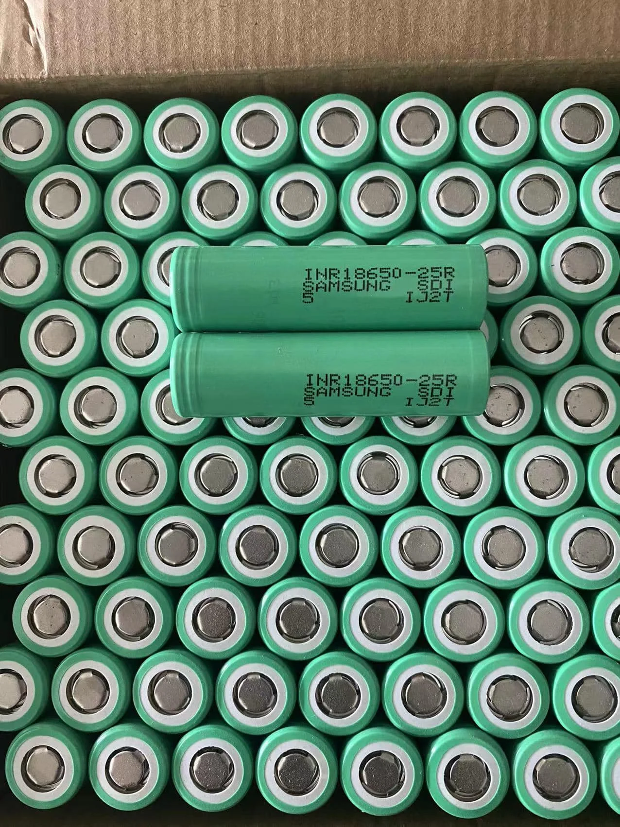 INR18650  25R Lithium Battery Rechargeable Battery 3.7V  2500mAh  For Screwdriver Flashlight Tool Battery