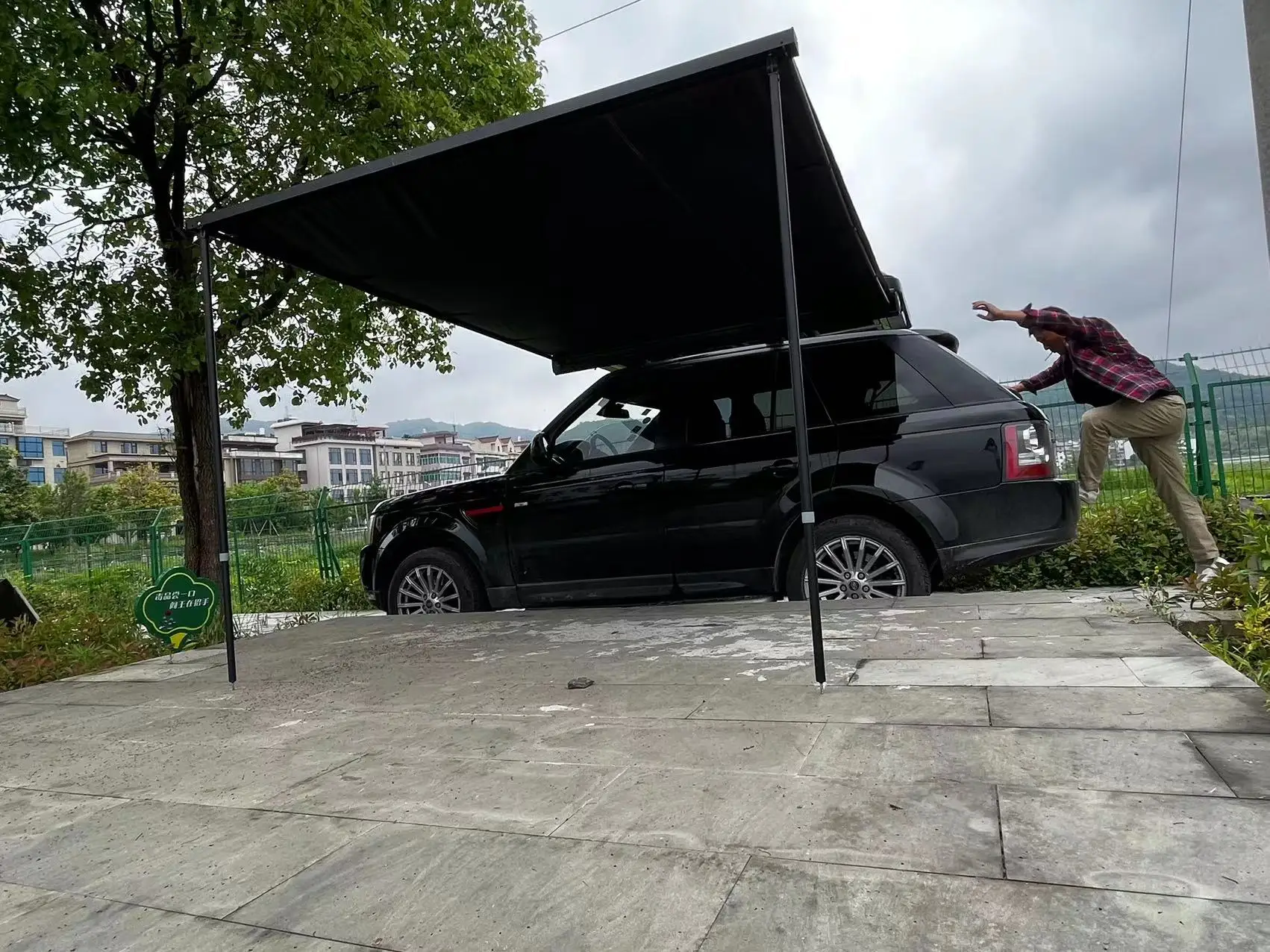 Popular in Europe Car Side Awning Tent Retractable Awning Car Waterproof Tent