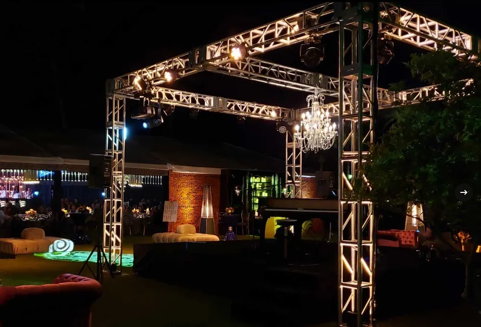 Indoor/outdoor concert stage platform Movable Detachable  Aluminum stage podium  for event