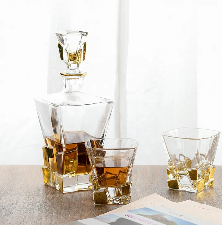 Best selling Shaped Crystal Clear Bottle Glassware Crystal Whiskey Glass