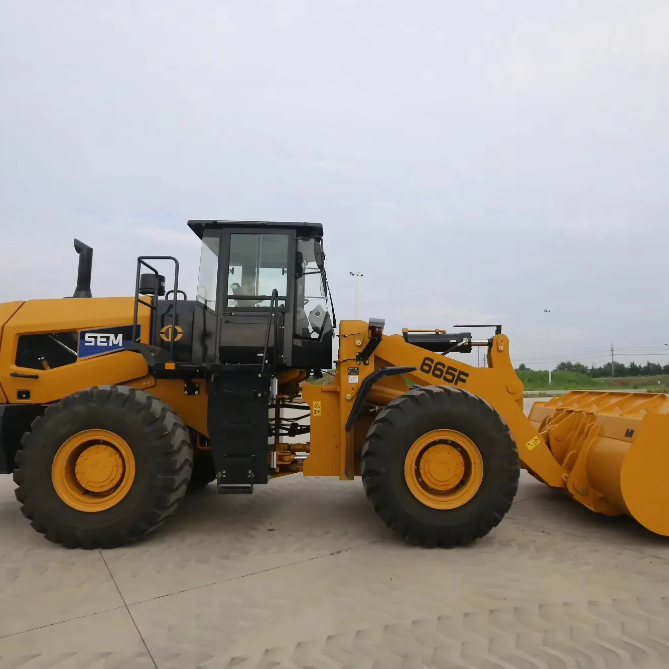6 Ton Wheel Loader SEM665F With in Stock