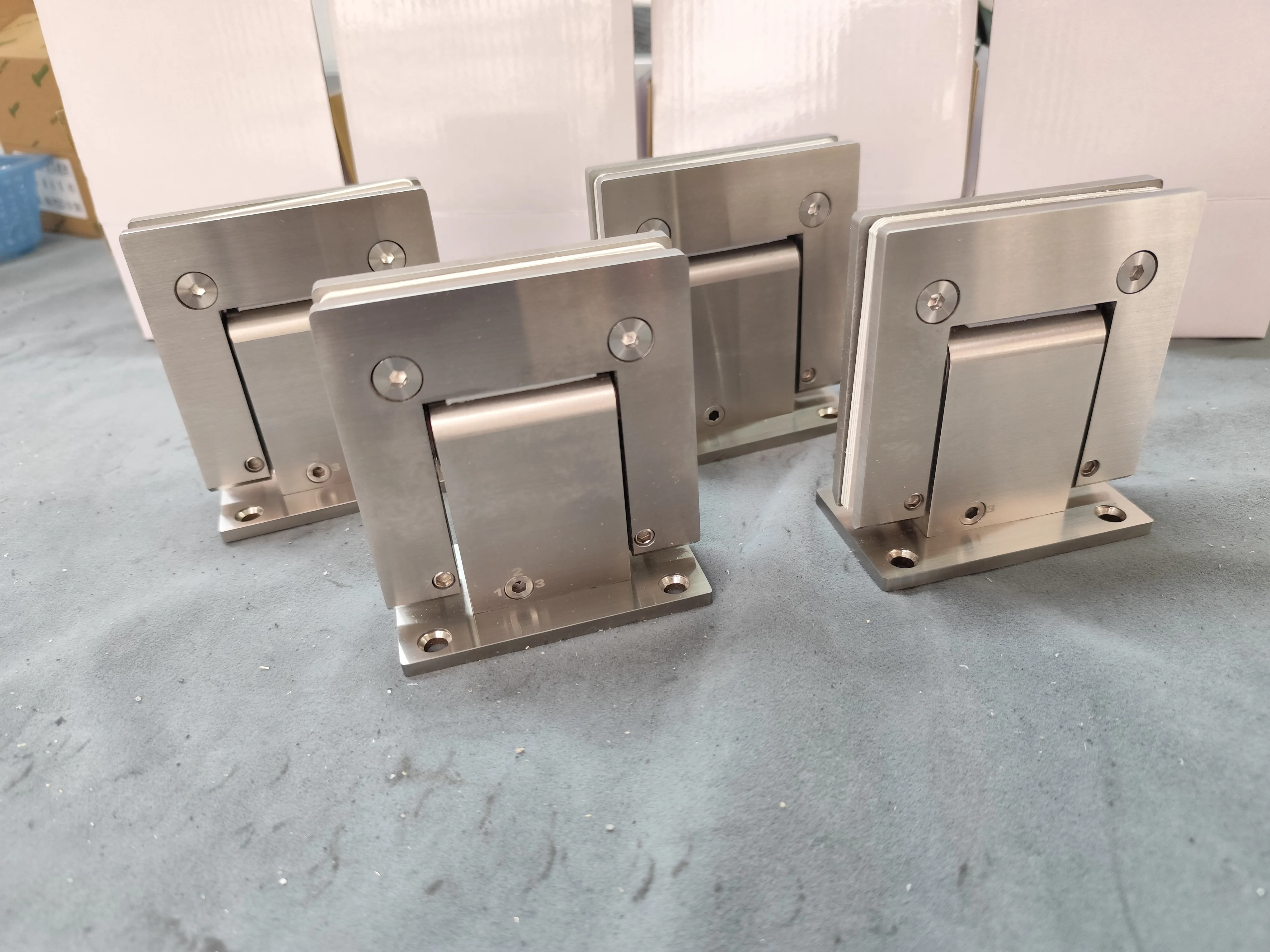 90 Degree Soft Closing Stainless Steel 304 Hydraulic Glass Door  Shower Hinge