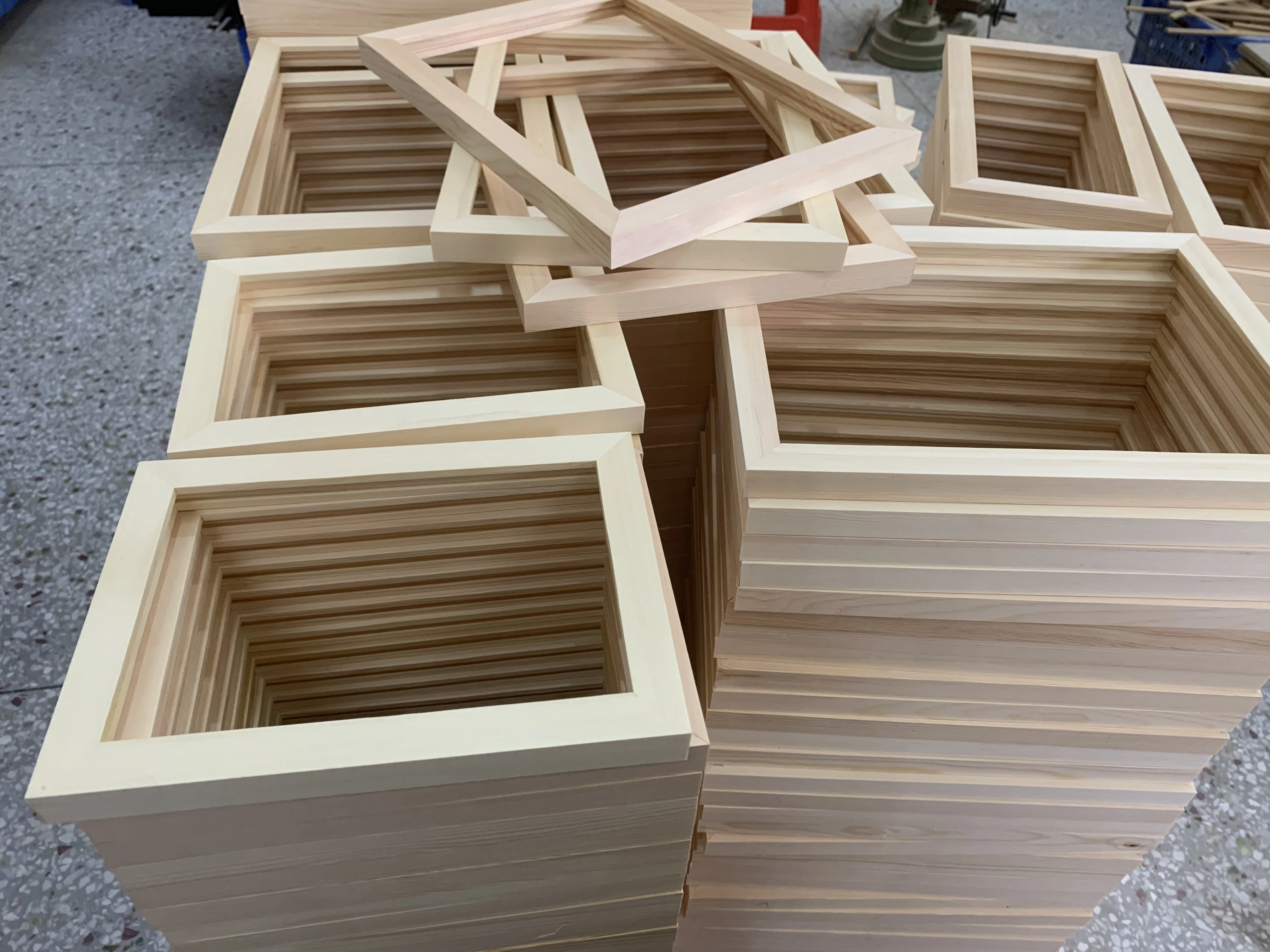 Handmade Pine Wooden DIY Stretcher Bar Solid Wood Photo Frame Canvas Frames For Painting natural color