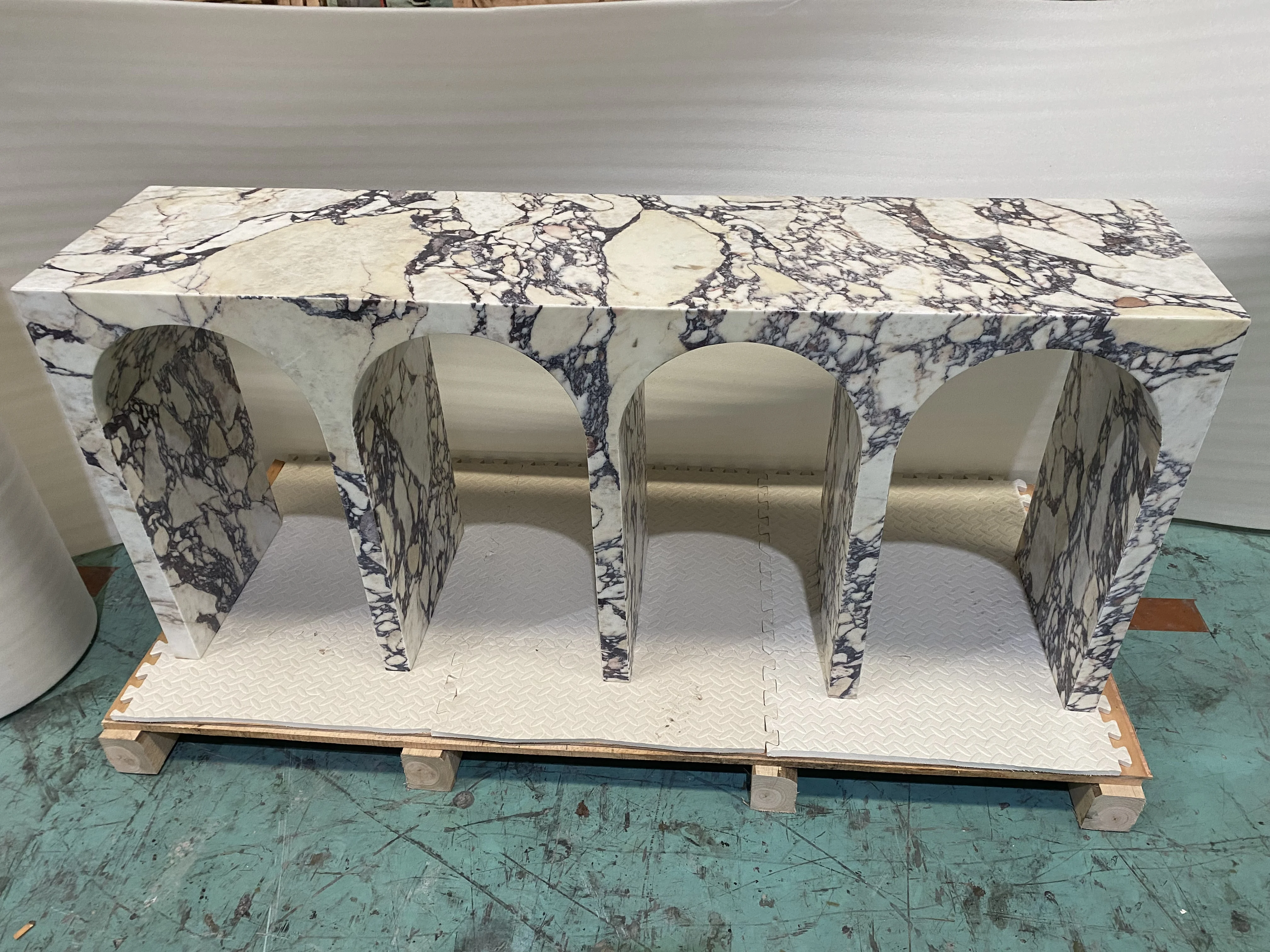 SHIHUI Home Decor Nordic Style Modern Stone Furniture Arch Shape Entryway Italian Calacatta Viola Marble Decor Console Tables