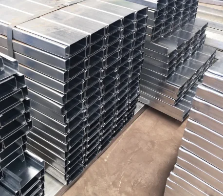 High Quality Hot Rolled C Section Beam ASTM AISI BS En DIN JIS Hot Rolled Upn Upe U/C Shape Profile C Channel Price Per Ton