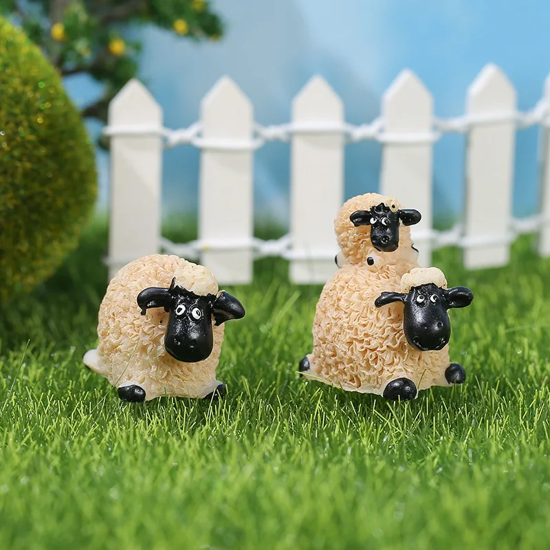 Wholesale mini resin sheep ornaments micro landscape animal figure resin crafts sheep mini figurine