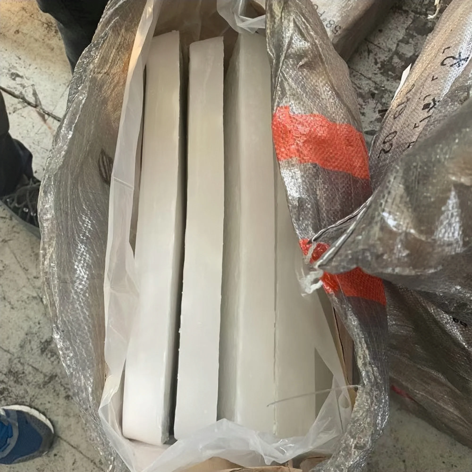  Fully refined Paraffin wax 56-58-60 kunlun brand for candle