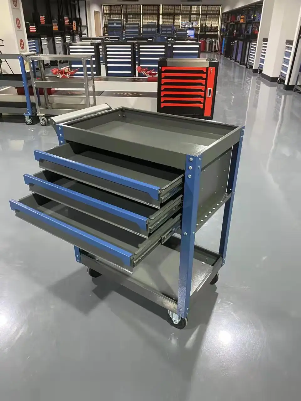 Attractive Heavy Duty Design and Best Choose Tool Trolley With Drawers