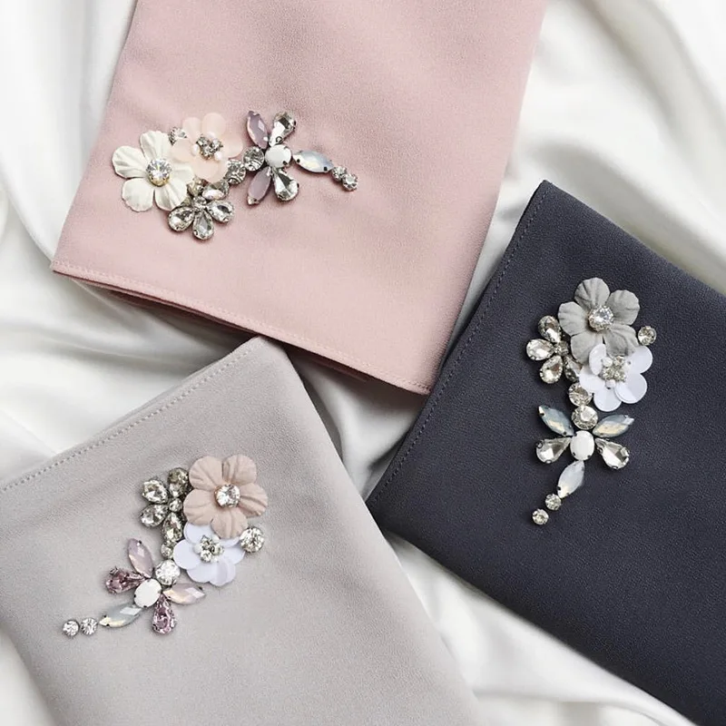 pleated Muslim Chiffon Hijab 75*180 With Beautiful Faux Jewel scarf