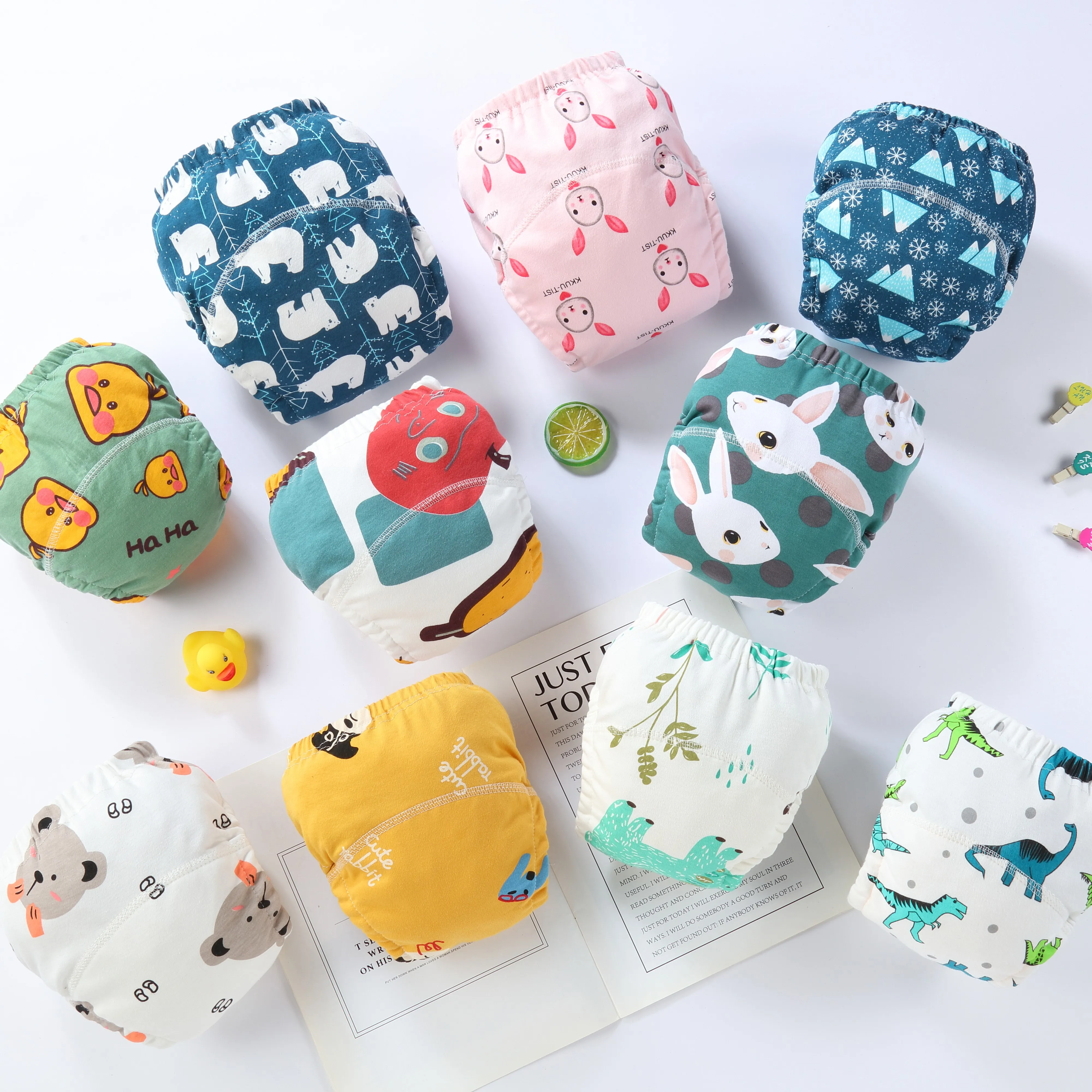 OEM Factory Soft Fabric Waterproof Reusable Personalized Adjustable Infant Baby Diapers