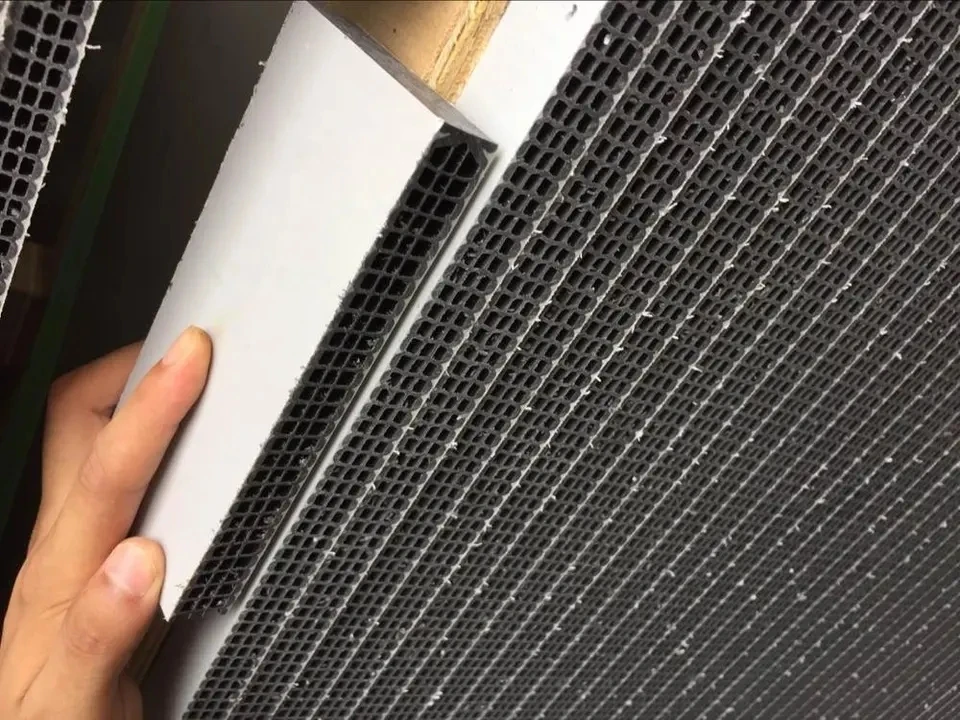 China factory wholesale waterproof reusable durable plastic construction material concrete board hollow pp formwork