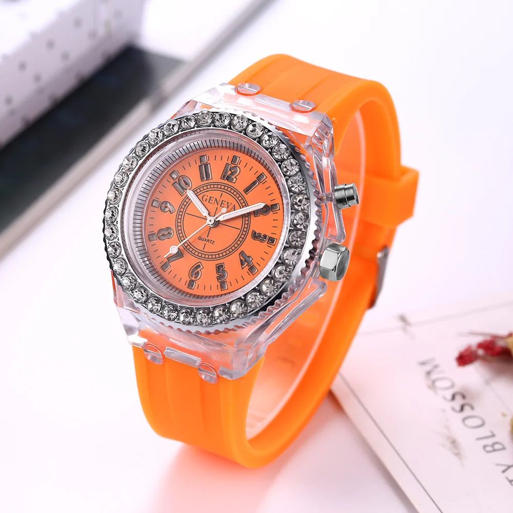 customized design monocromatic color octagon case plastic wrist watch