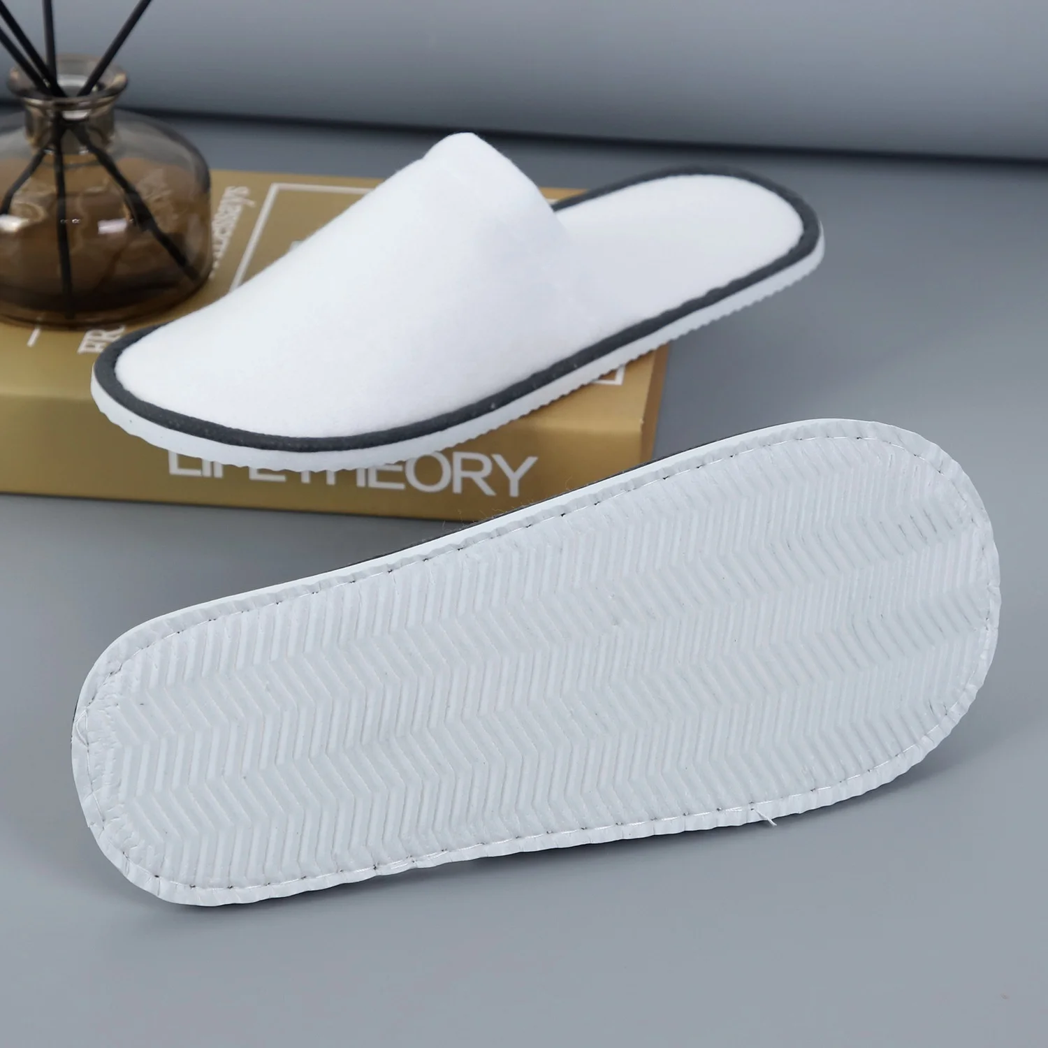 High Quality Hotel disposable anti-slip thick sole plush slippers for men women