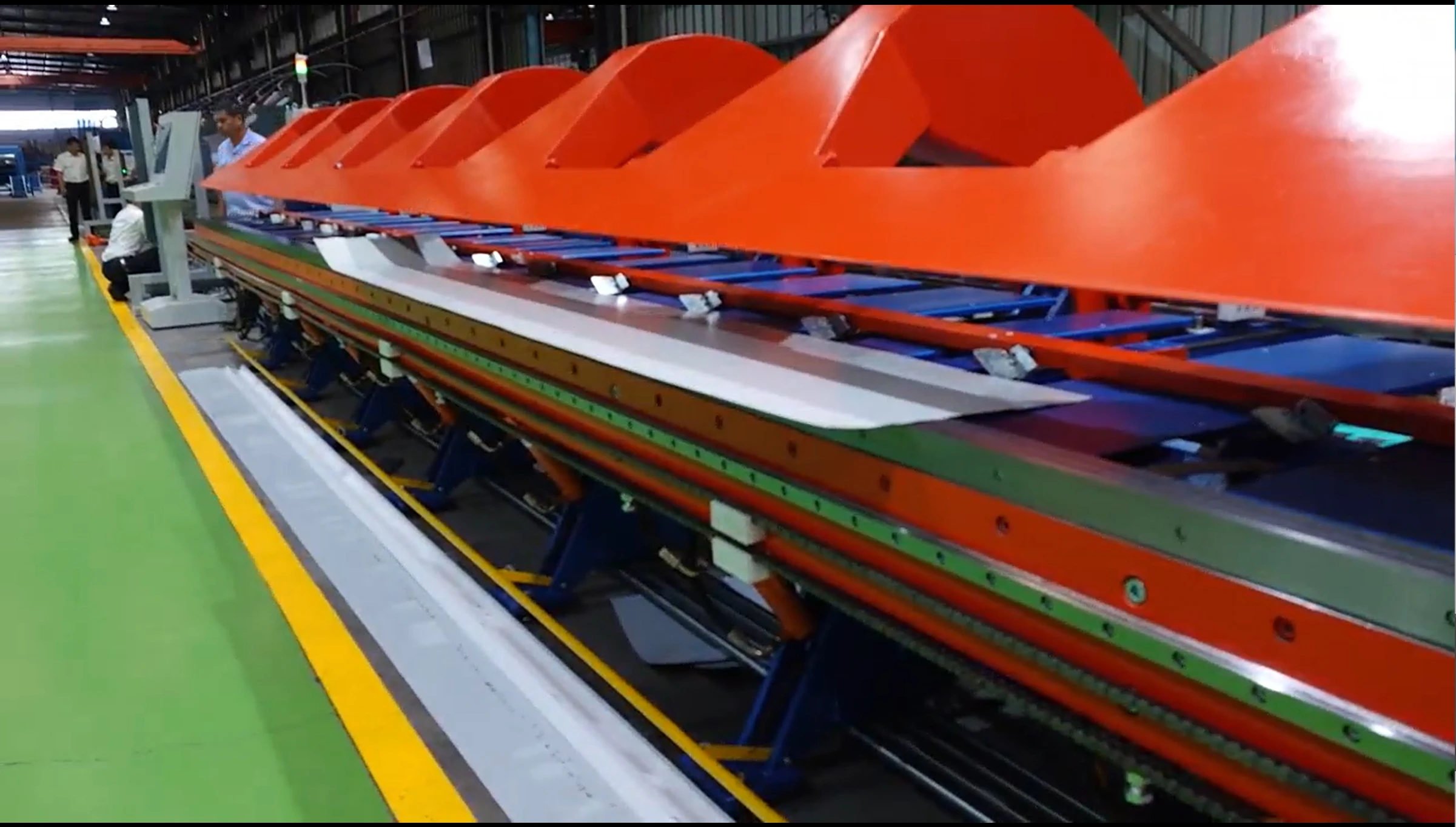 JINGGONG Good Price Popular High-efficiency digital control steel folder and slitter