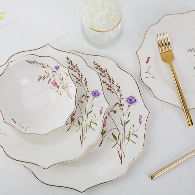 24 pcs Dinner Set Ceramic Dinnerware Western Design Saudi Arabia Luxury Bone China Unique Party Wedding Fashionable Box Logo