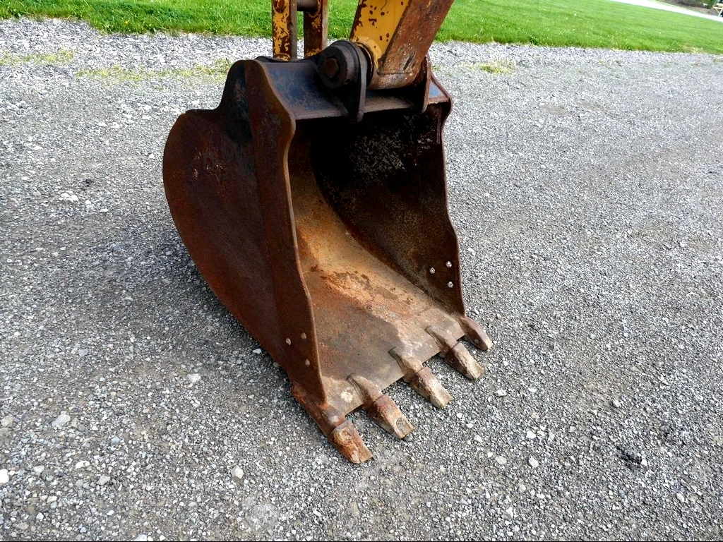 Used Caterpillar CAT 308d Excavator / Cat excavator 305 306 307 308 mini caterpillar excavator for sale