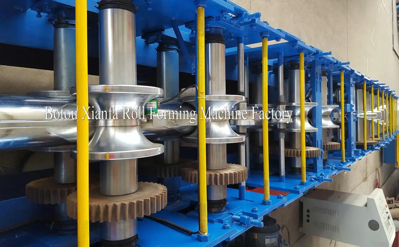 Round downspout roll forming machine Flying Saw