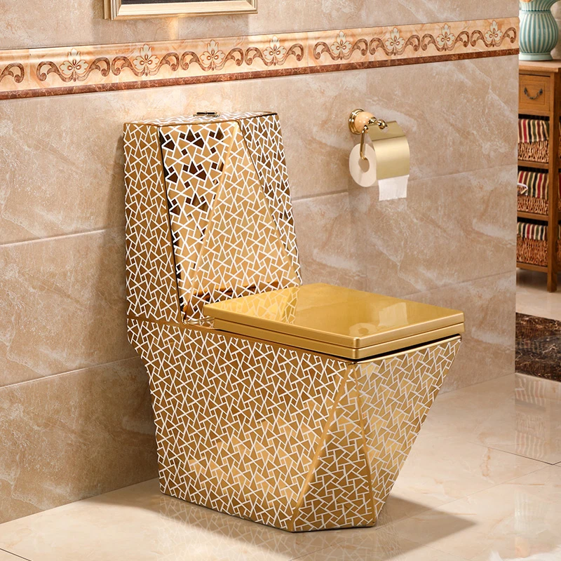 Bathroom Gold Plated Water Closet Modern One Piece S-Trap Water Closet China Gold Toilet