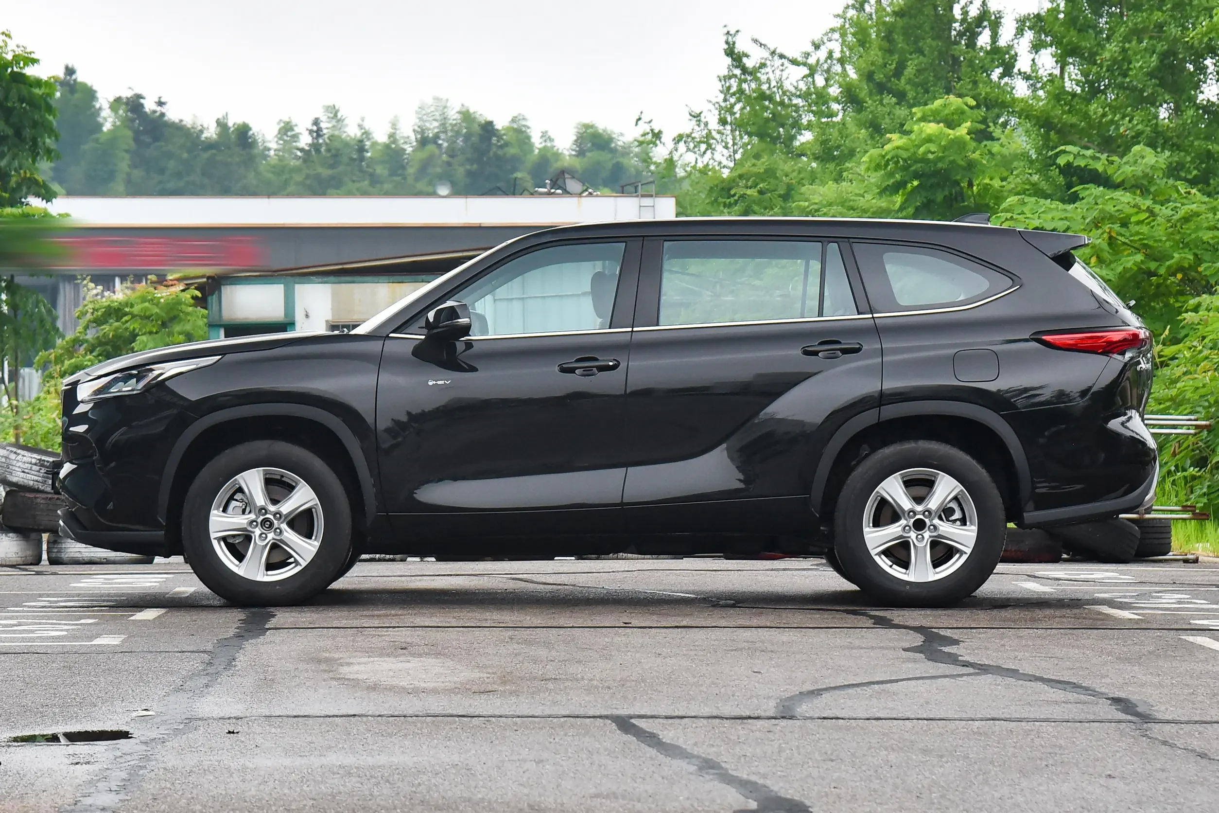 TOYO TA Highlander SUV Front/Four Wheel Drive 2022/2023/2024 Hybrid 2.5L 189Hp L4  E-CVT Hot sale in Global SUV