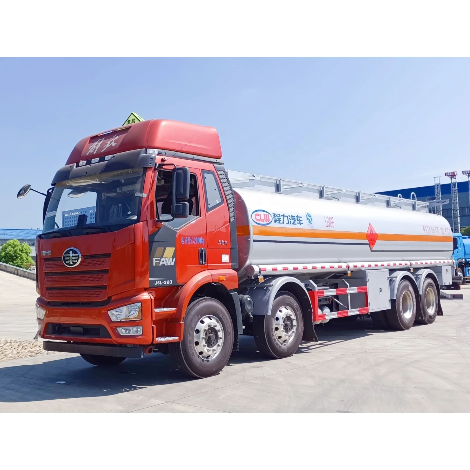 FAW 8x4 28cbm 6000 Gallon 371hp Fuel Dispenser Truck For Sale