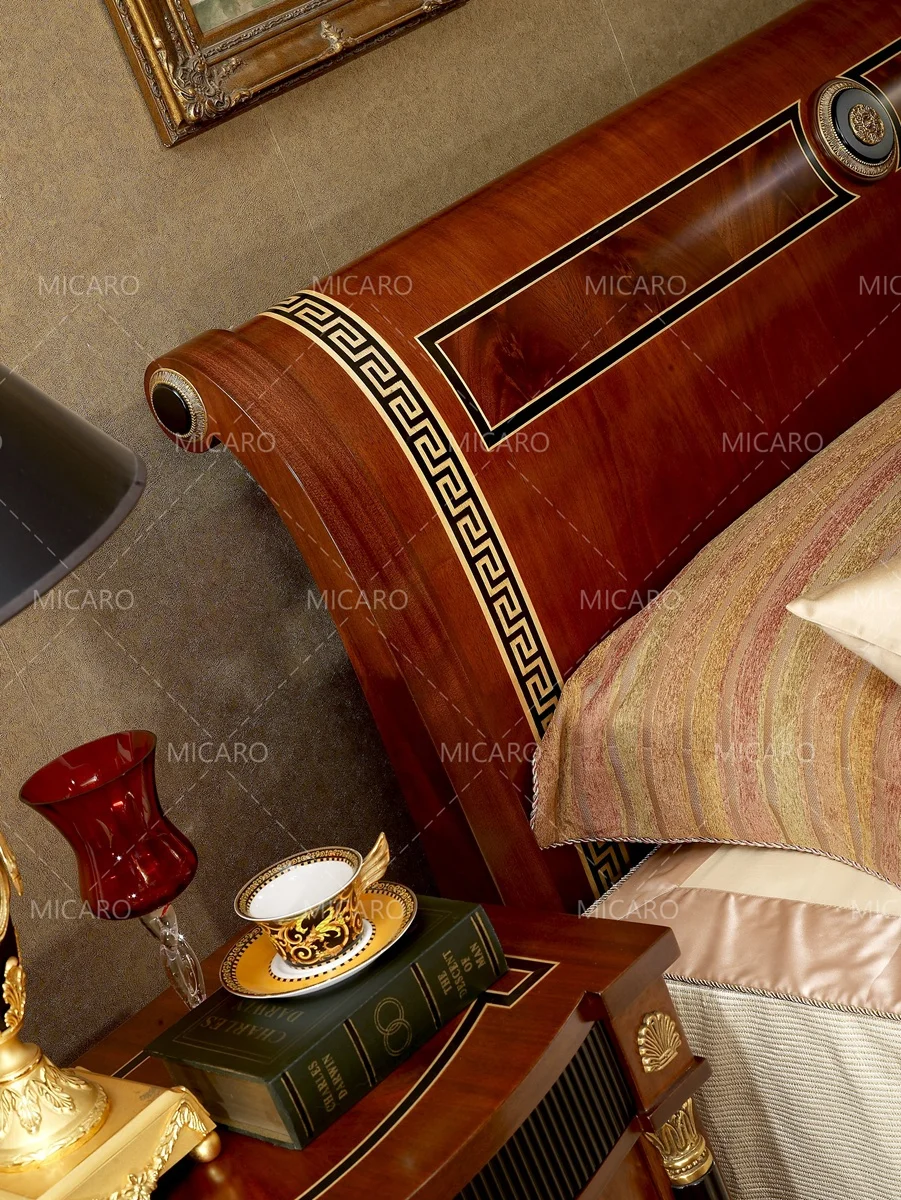 Luxurious king veneer covered antique wooden bedroom furniture set