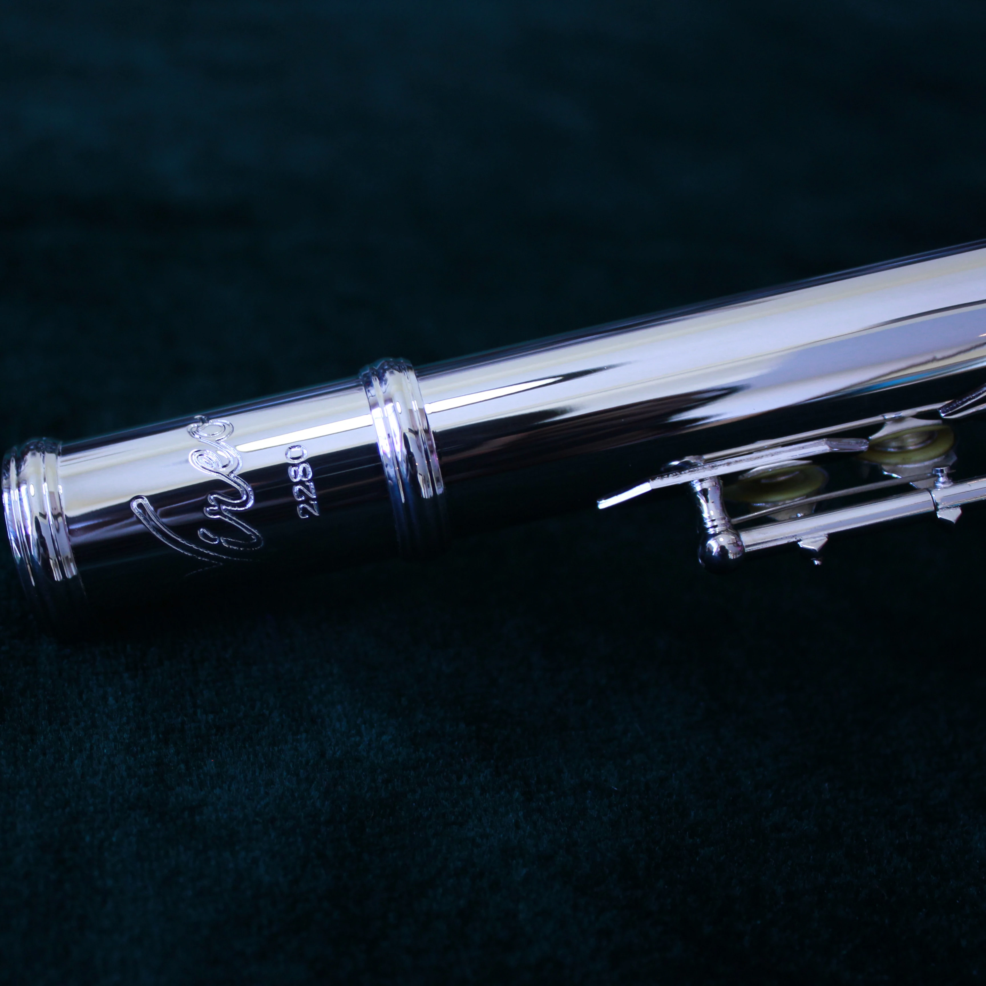 VIREO 2280 FLUTE WOODWIND INSTRUMENT MUSICAL INSTRUMENT STUDENT FLUTE SILVER FLUTE