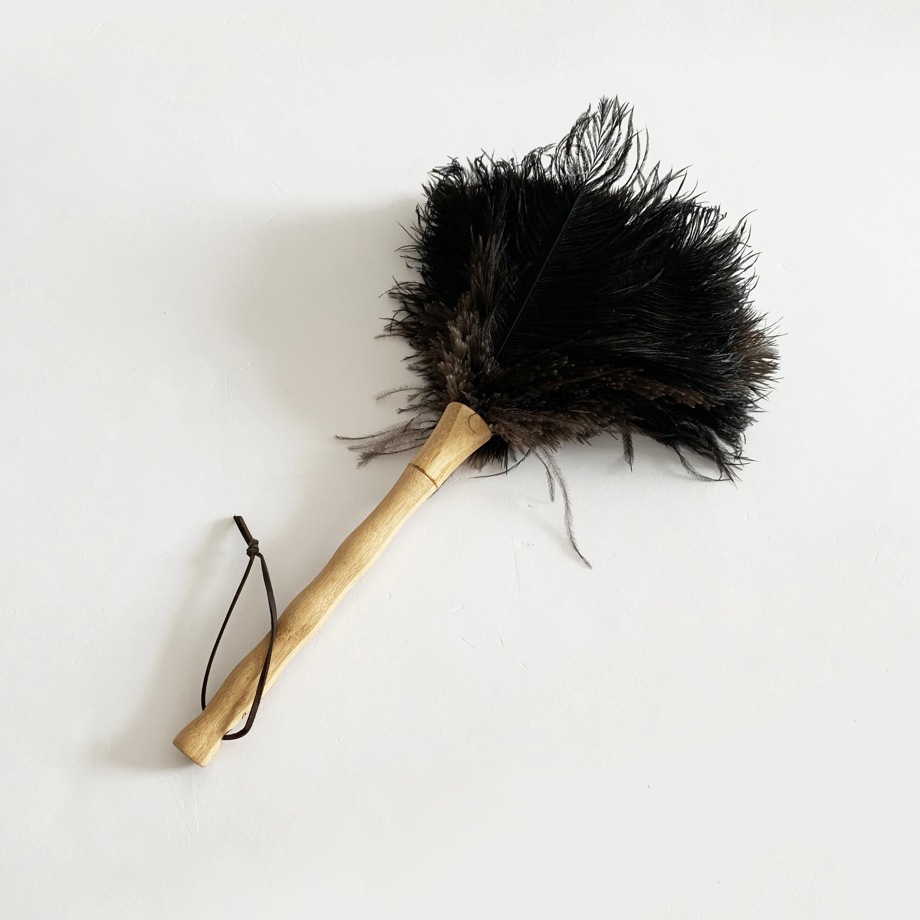Super Soft Real Ostrich Feather Duster Bamboo Handle Natural Finish Brown Wood  Home Furniture Duster