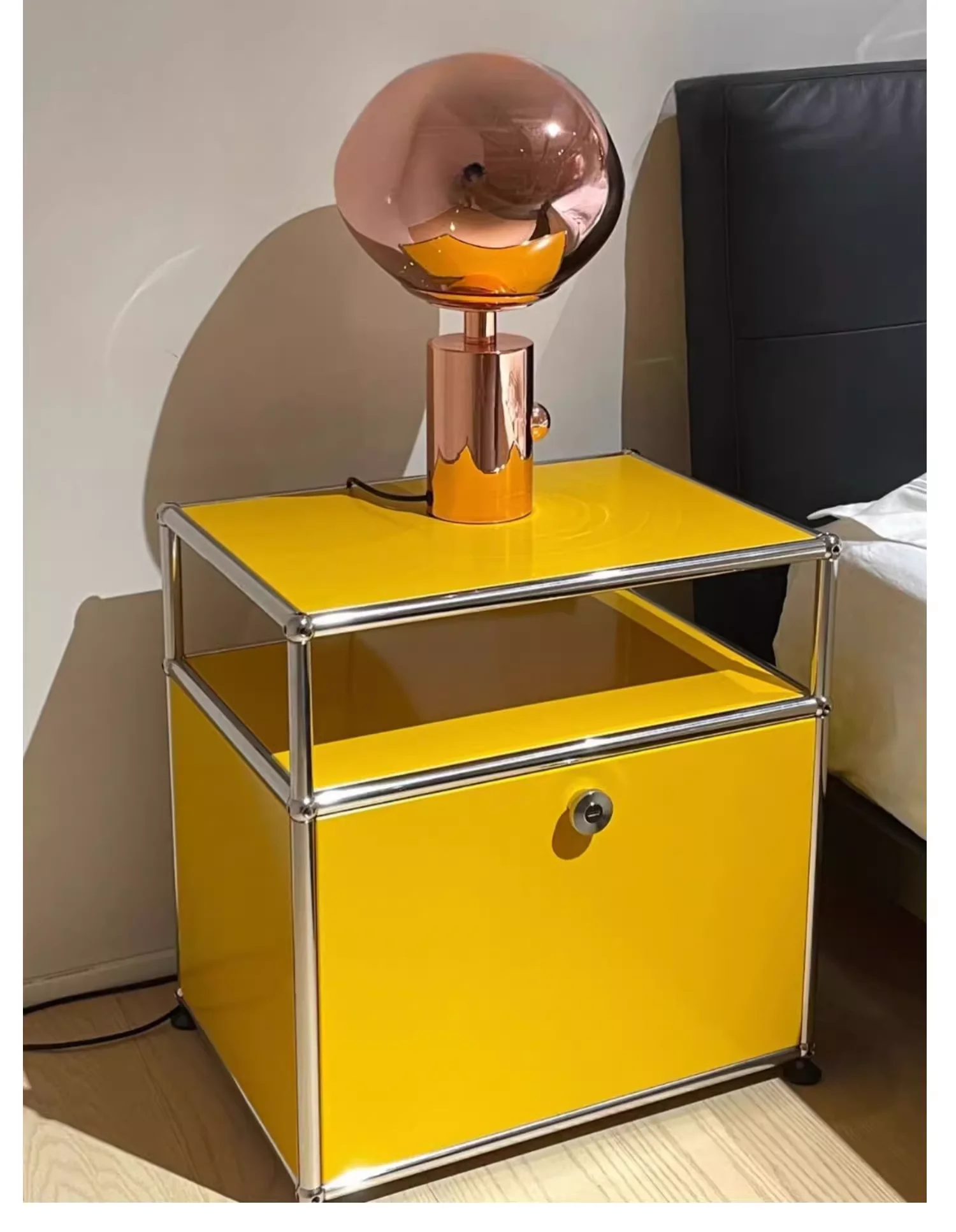 Modern Executive Office Desk USME Modular Furniture with Side Table for Home Office Design Style