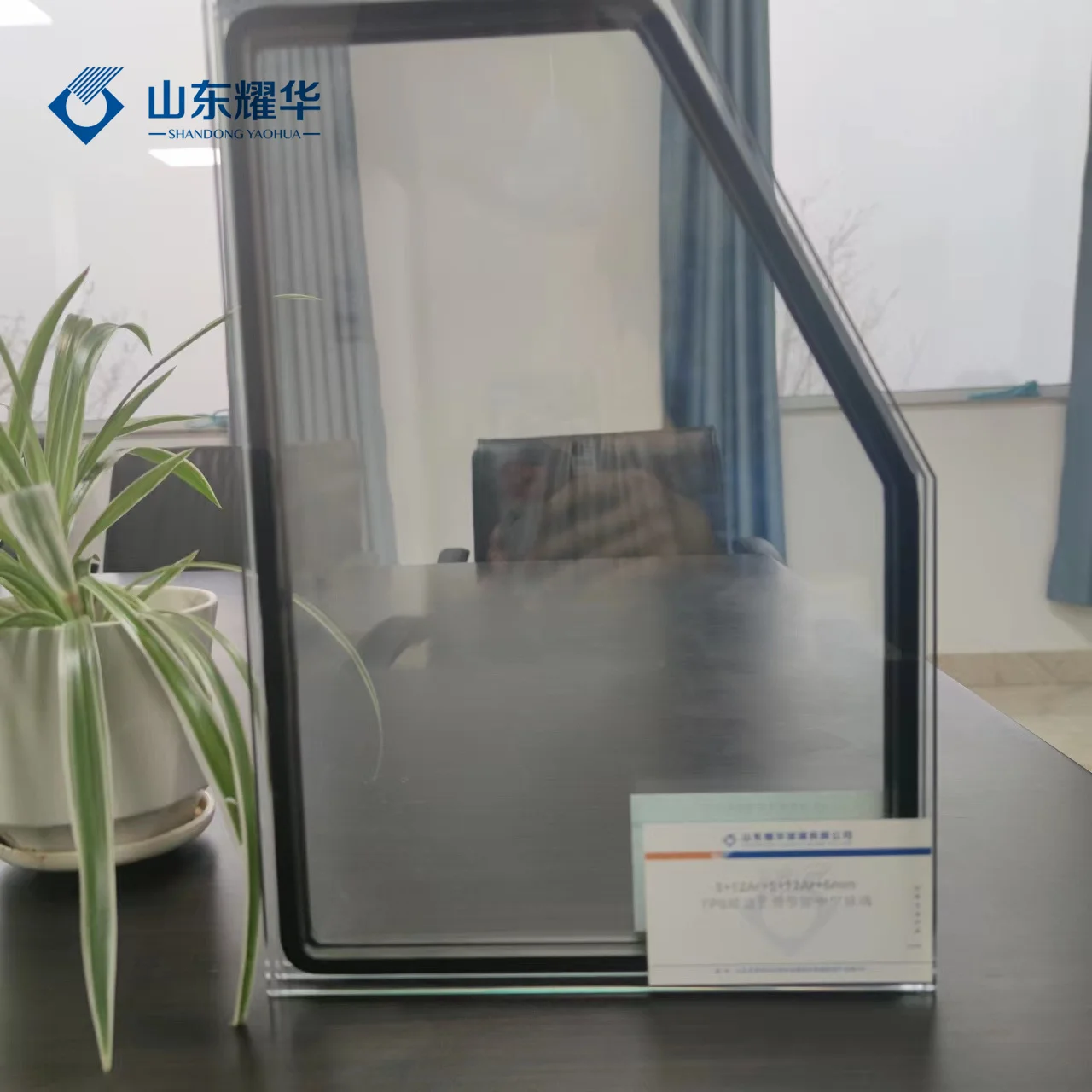 Bystronic TPS 4SG KOMMERLING Kodispace thermal plastic black warm edge spacer insulated insulating flat building glass