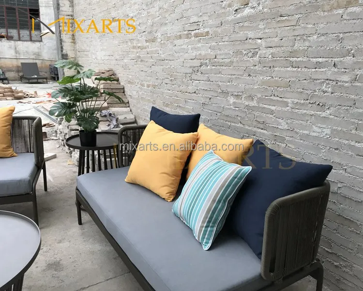 
Luxury Modern Vintage Outdoor Furniture Natural Rattan Webbing Wicker Cane 3 Seater Sofa 