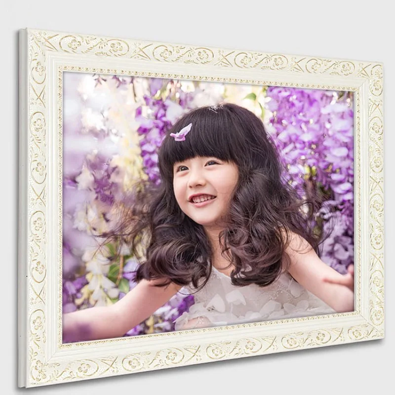 Generous Elegant Princess Vertical Engraved Solid Customized Logo Fashionable Environment Friendly Photo Plaster picture frame