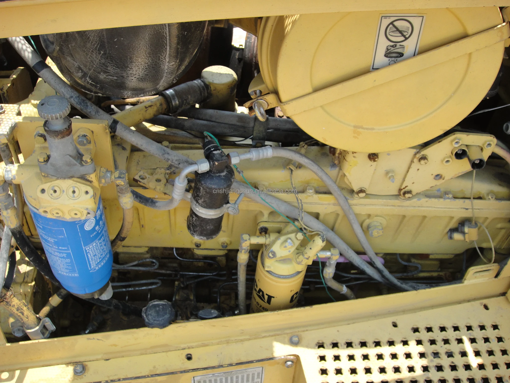 Used Caterpillar bulldozer CAT D8R in good condition for sale