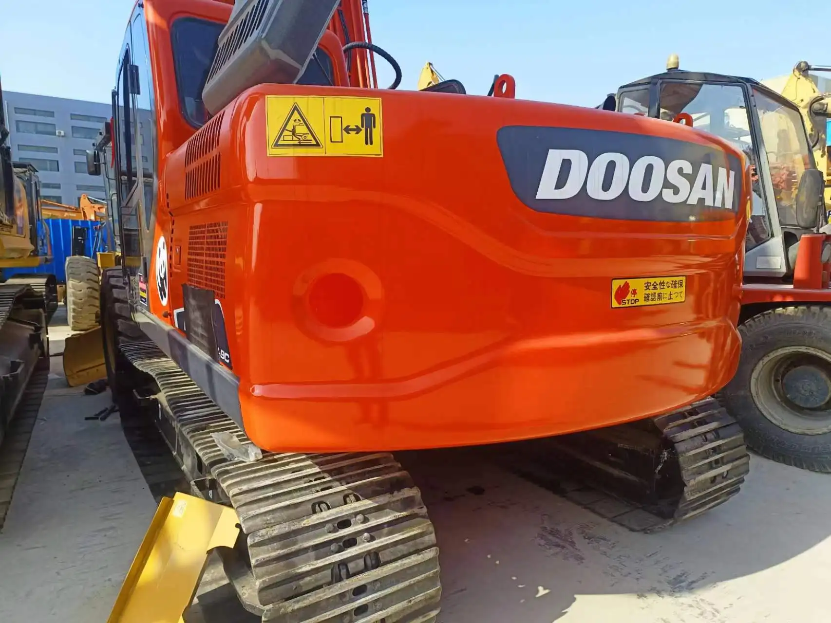22 Ton  Original Korea Doosan DX225LC Crawler Excavator used Doosan DX 225 300 Excavator for Mexico