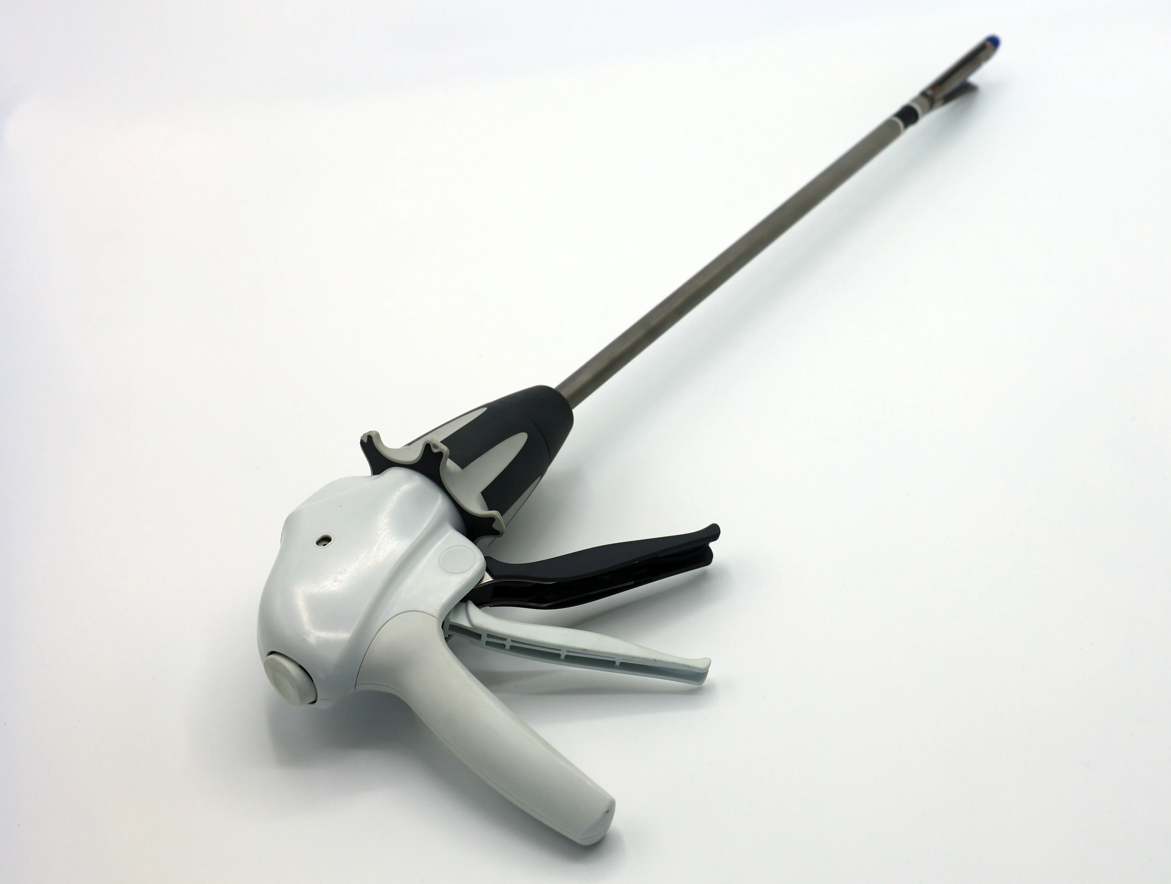 Одноразовый эндоскопический линейный резак-степлер с перезарядкой 60 мм