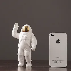 Custom Resin Creative Resin Modern Astronaut Phone Holder