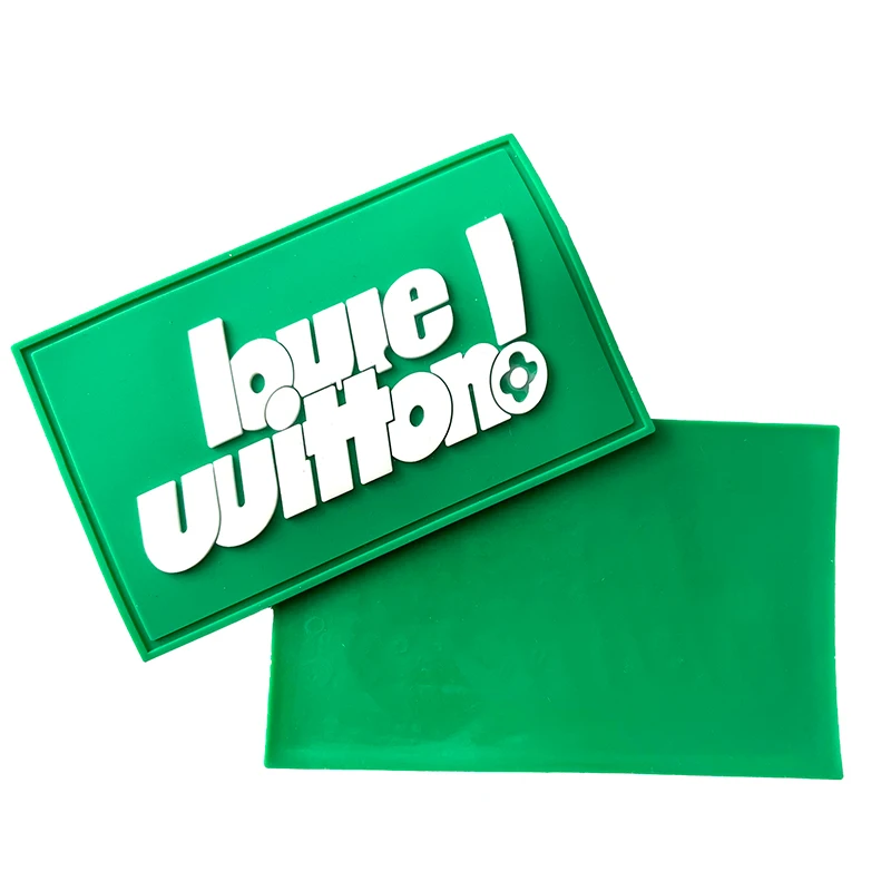 Дешевая накладка с логотипом на заказ зеленая прямоугольная 3D мягкая пластиковая ПВХ Силиконовая тиснением