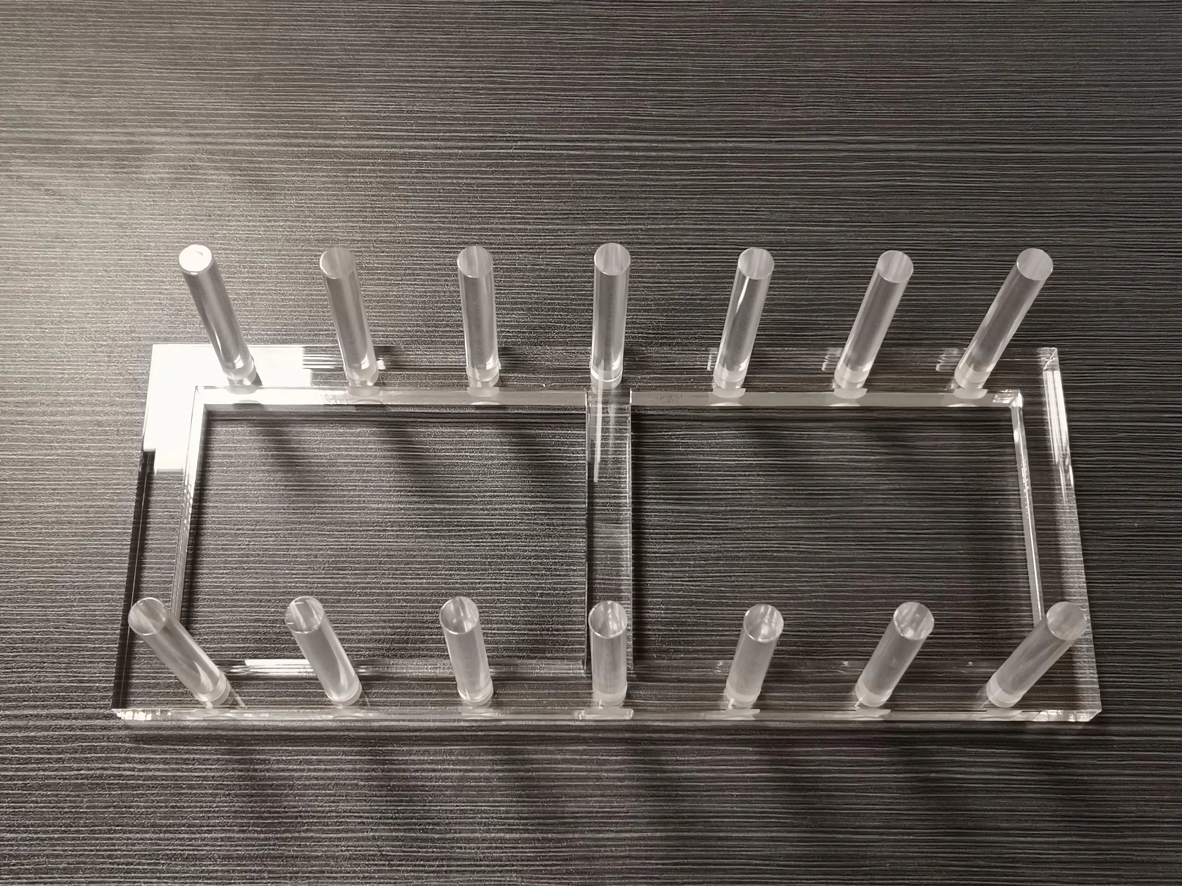 
Transparent Clear Perspex Plate Storage Rack Acrylic Dish Tray Drainer Display Holder 