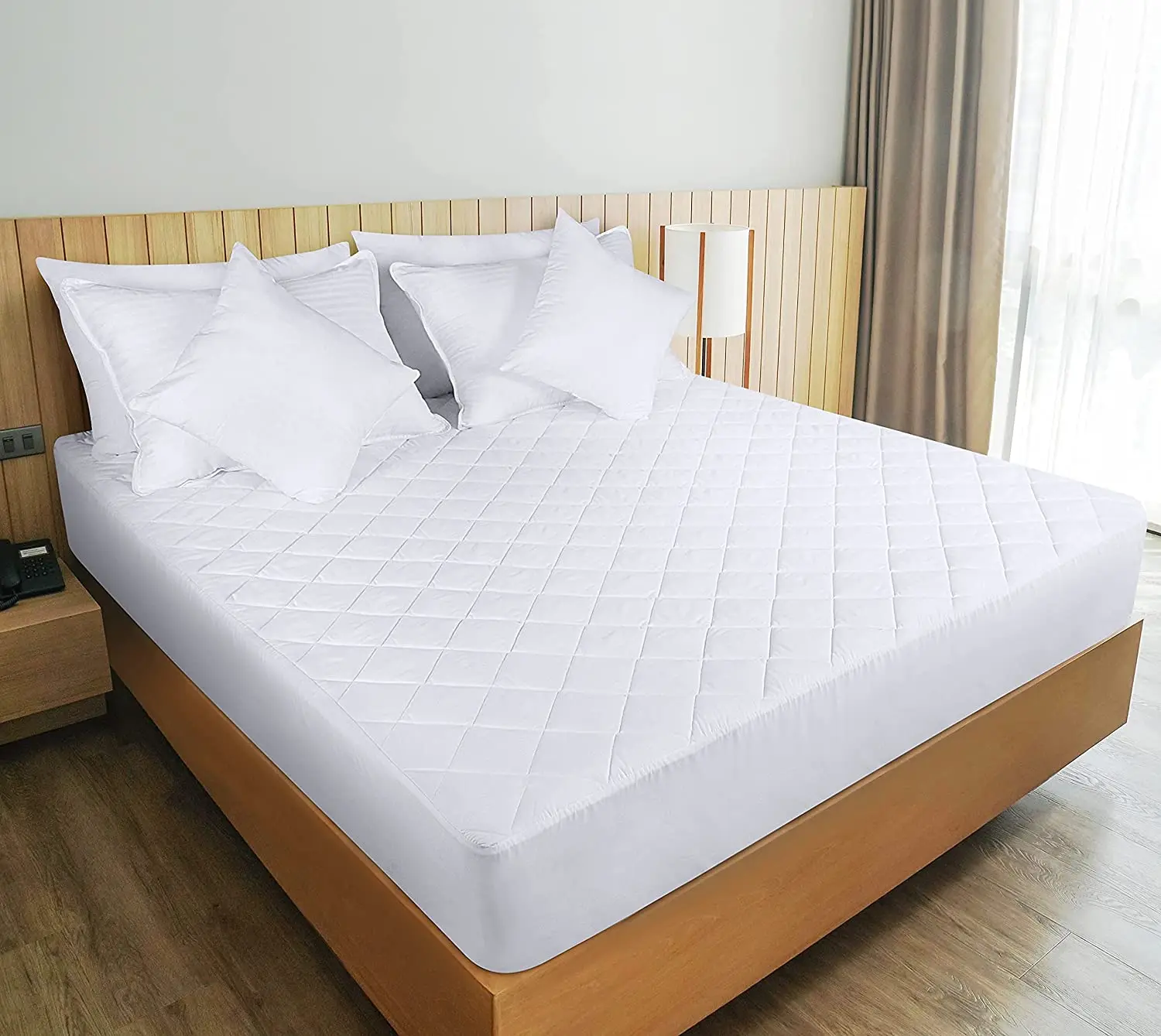 High Quality Cotton Quilted Waterproof Mattress Protector Bed Cover with Polyurethane Laminate